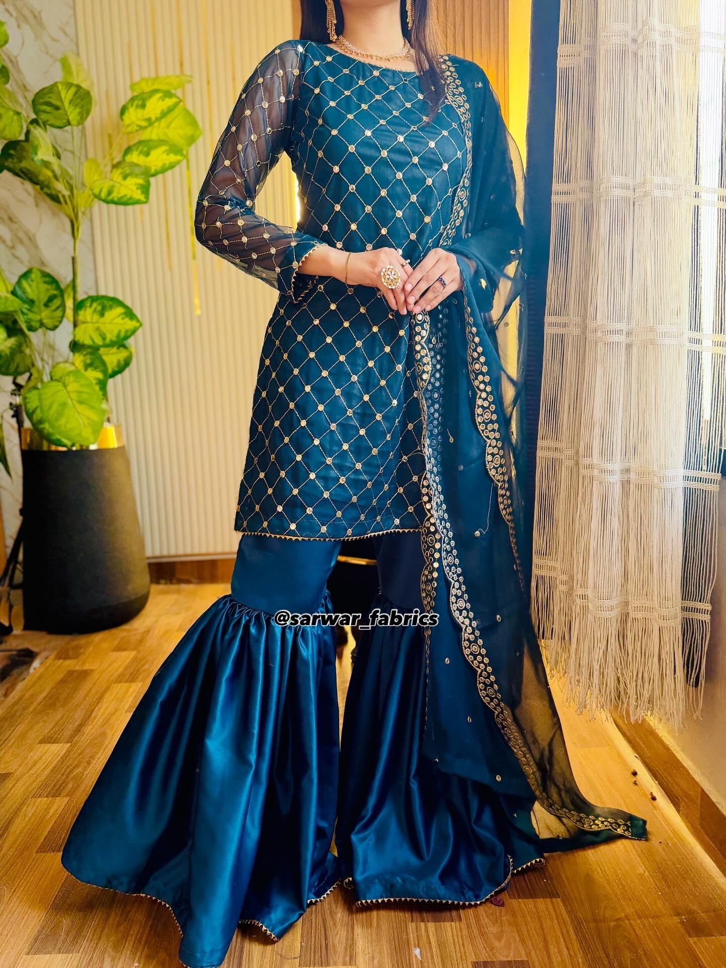 FORMAL BOUTIQUE COLLECTION